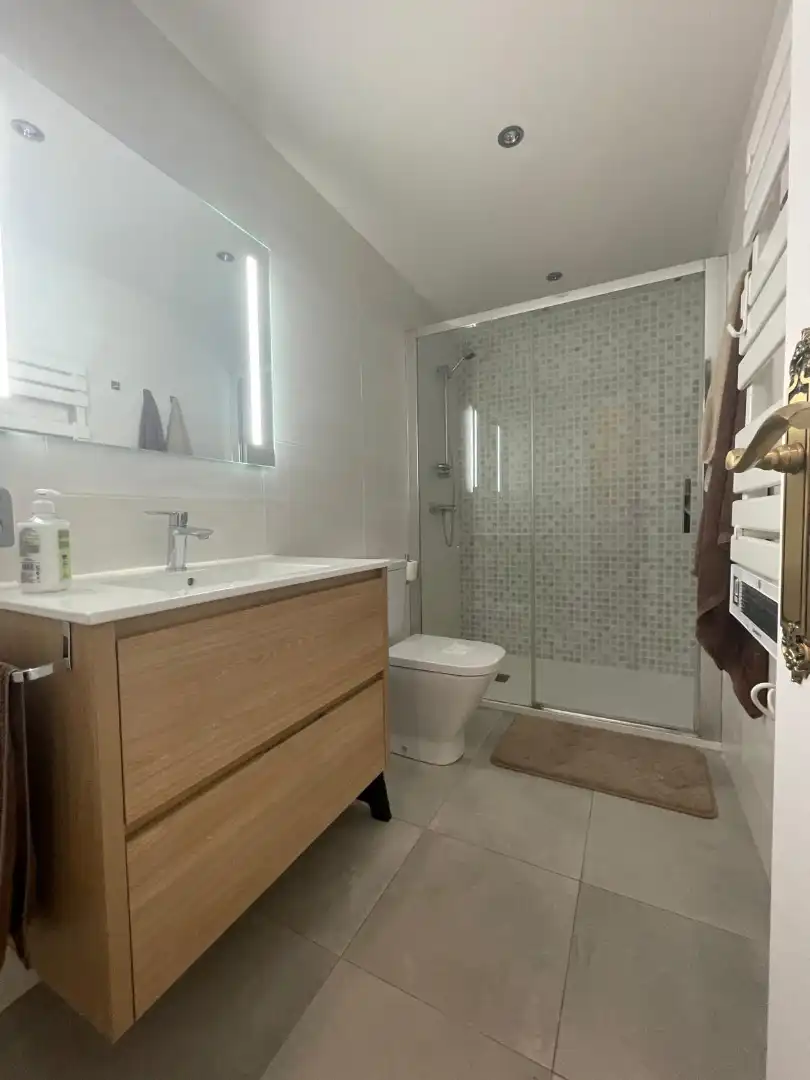 Bathroom of Flat for sale in Ferrol  with Oven, Washing machine and Microwave