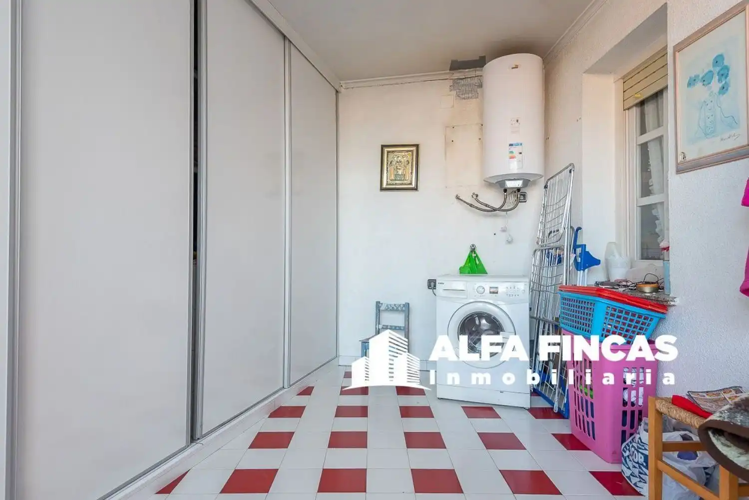 Vista exterior de Casa o chalet en venta en Mota del Cuervo con Aire acondicionado, Jardín privado y Terraza