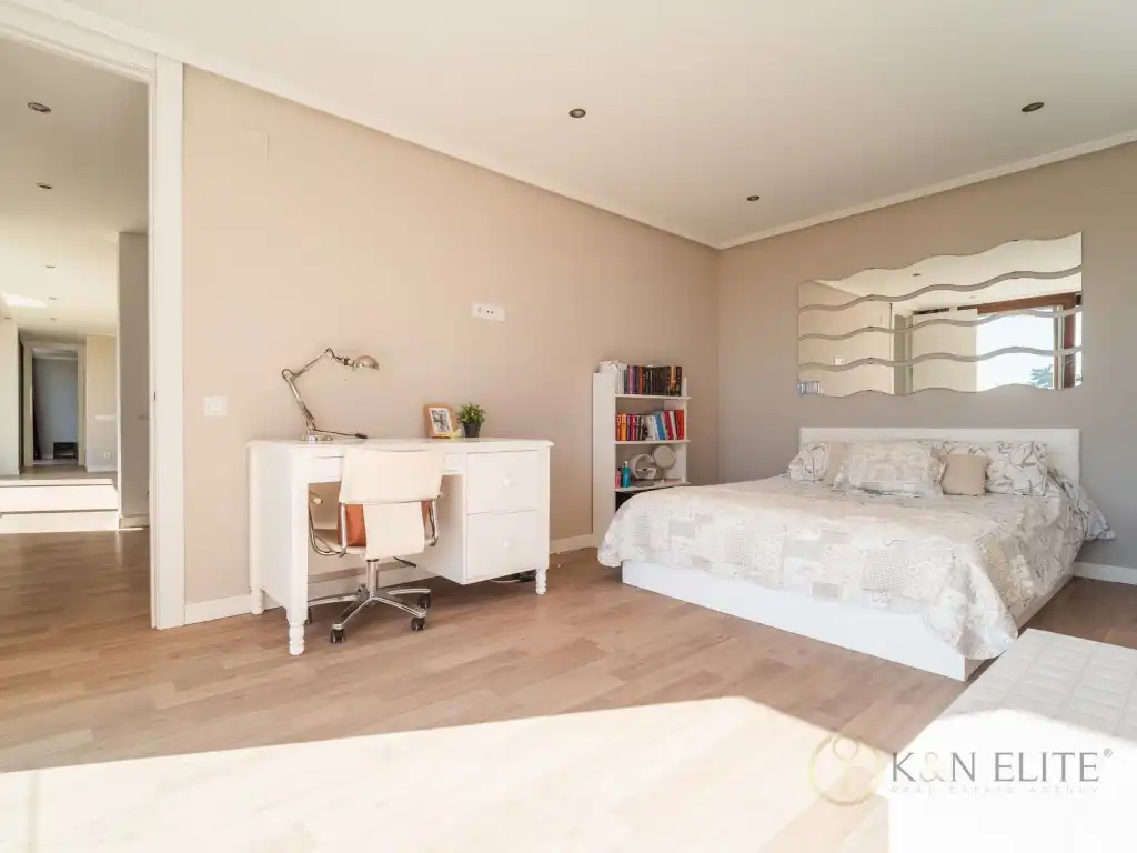 Detached house with pool for sale in Calle Castillo De Berlanga, imagen 11