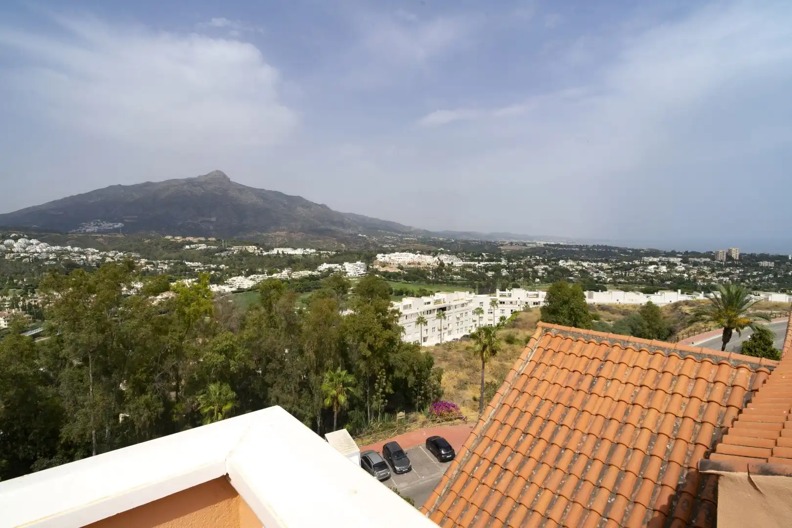 Penthouse with terrace for sale in Nueva Andalucía, imagen 26