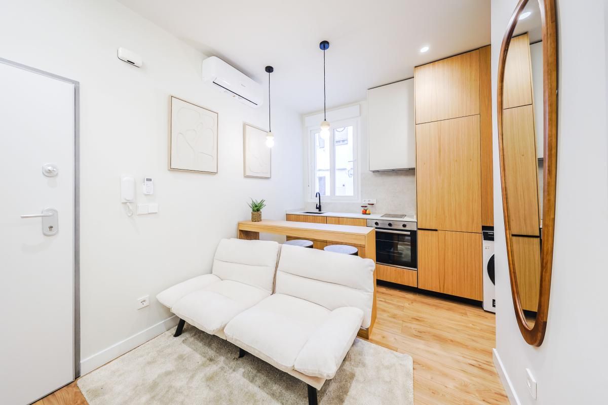 Wohnzimmer von Erdgeschoss zum Verkauf in  Madrid Capital mit Klimaanlage, Heizung und Terrasse