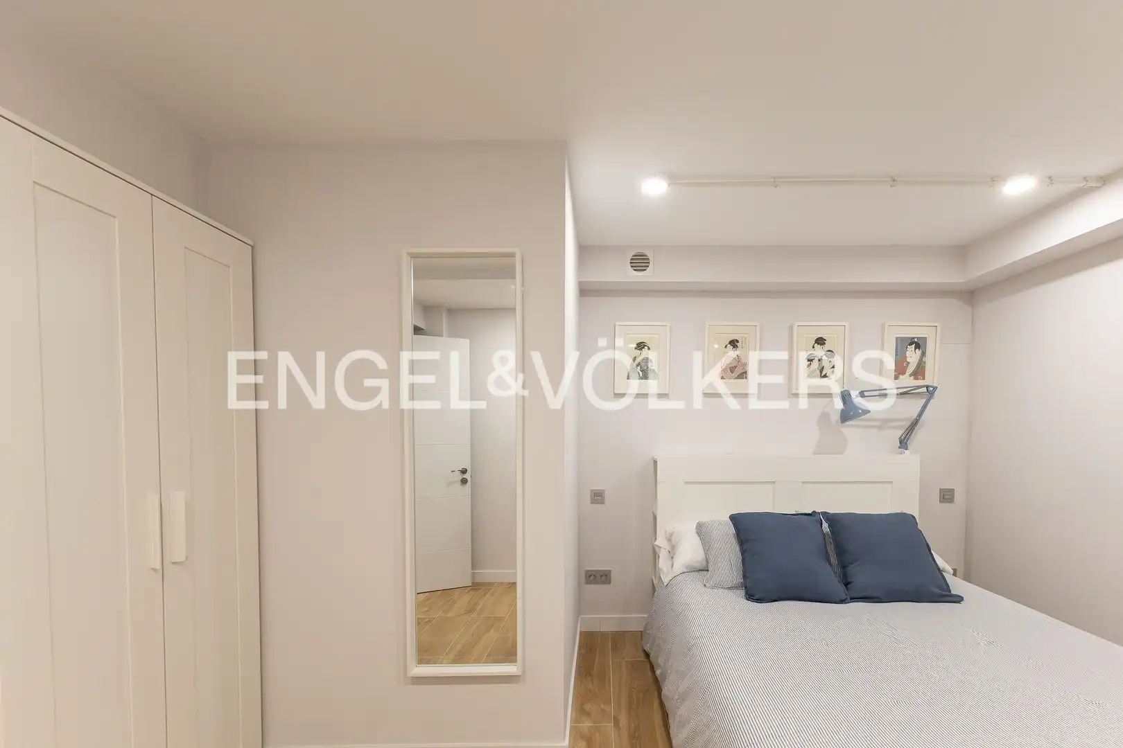 Bedroom of Flat for sale in Madrid  with Heating