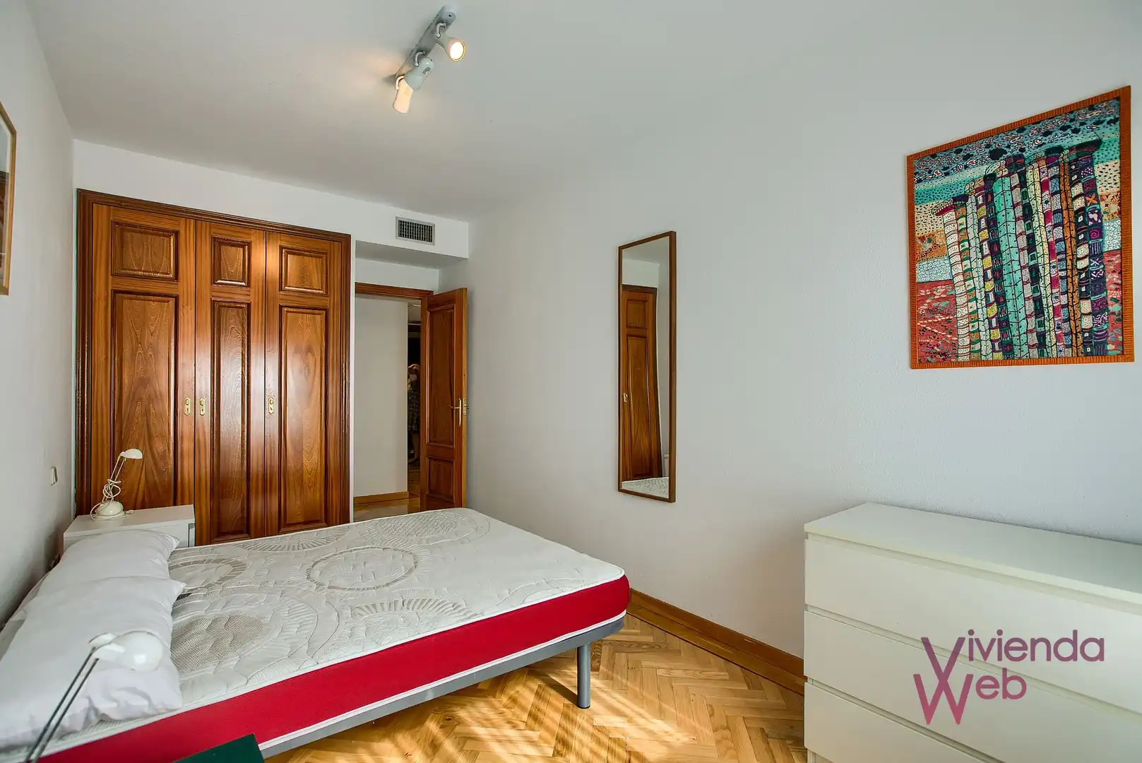 Schlafzimmer von Wohnung zur Miete in Madrid mit Klimaanlage, Heizung und Privatgarten