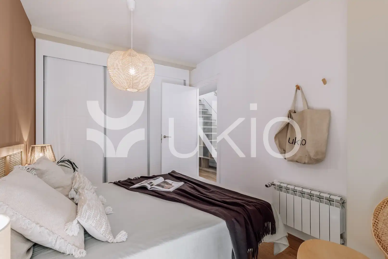 Bedroom of Flat for rent in Madrid  with Air Conditioner, Terrace and Furnished