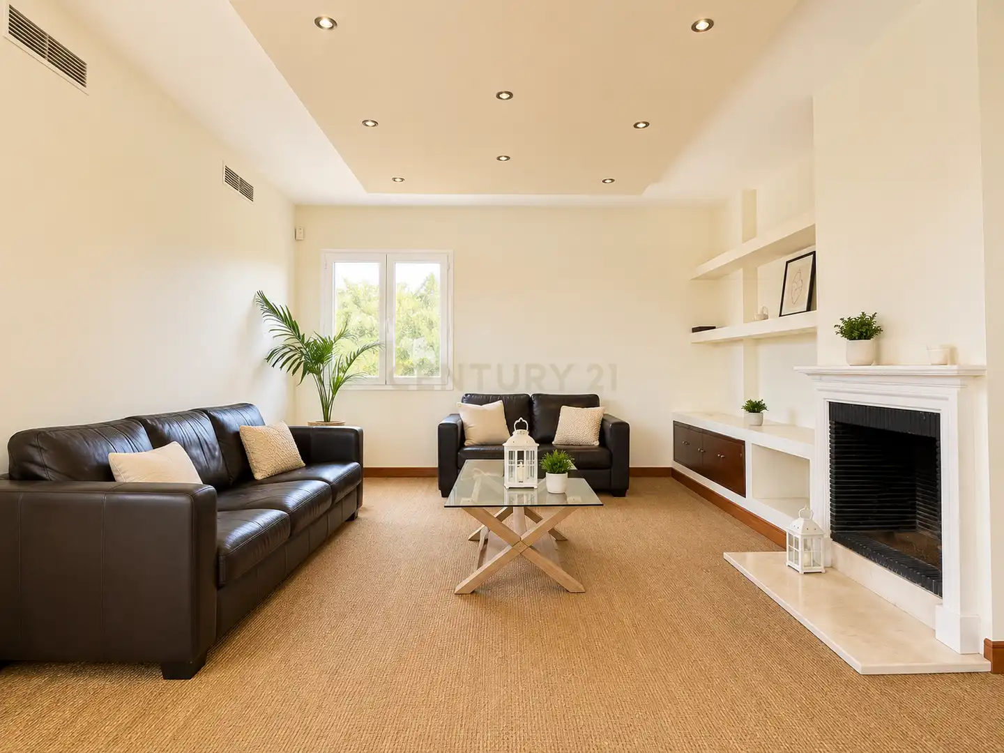 Sala de estar de Dúplex en venta en Marbella con Aire acondicionado, Jardín privado y Trastero