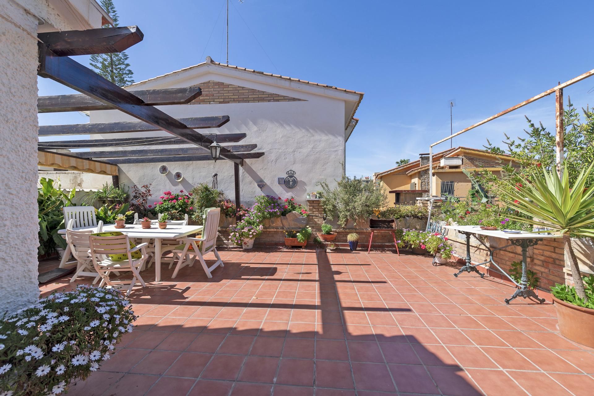 Terrassa de Casa o xalet en venda en Málaga Capital amb Calefacció, Jardí privat i Terrassa