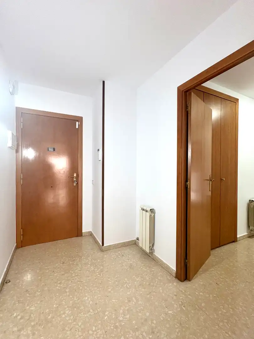 Flat for sale in Terrassa  with Heating, Terrace and Oven