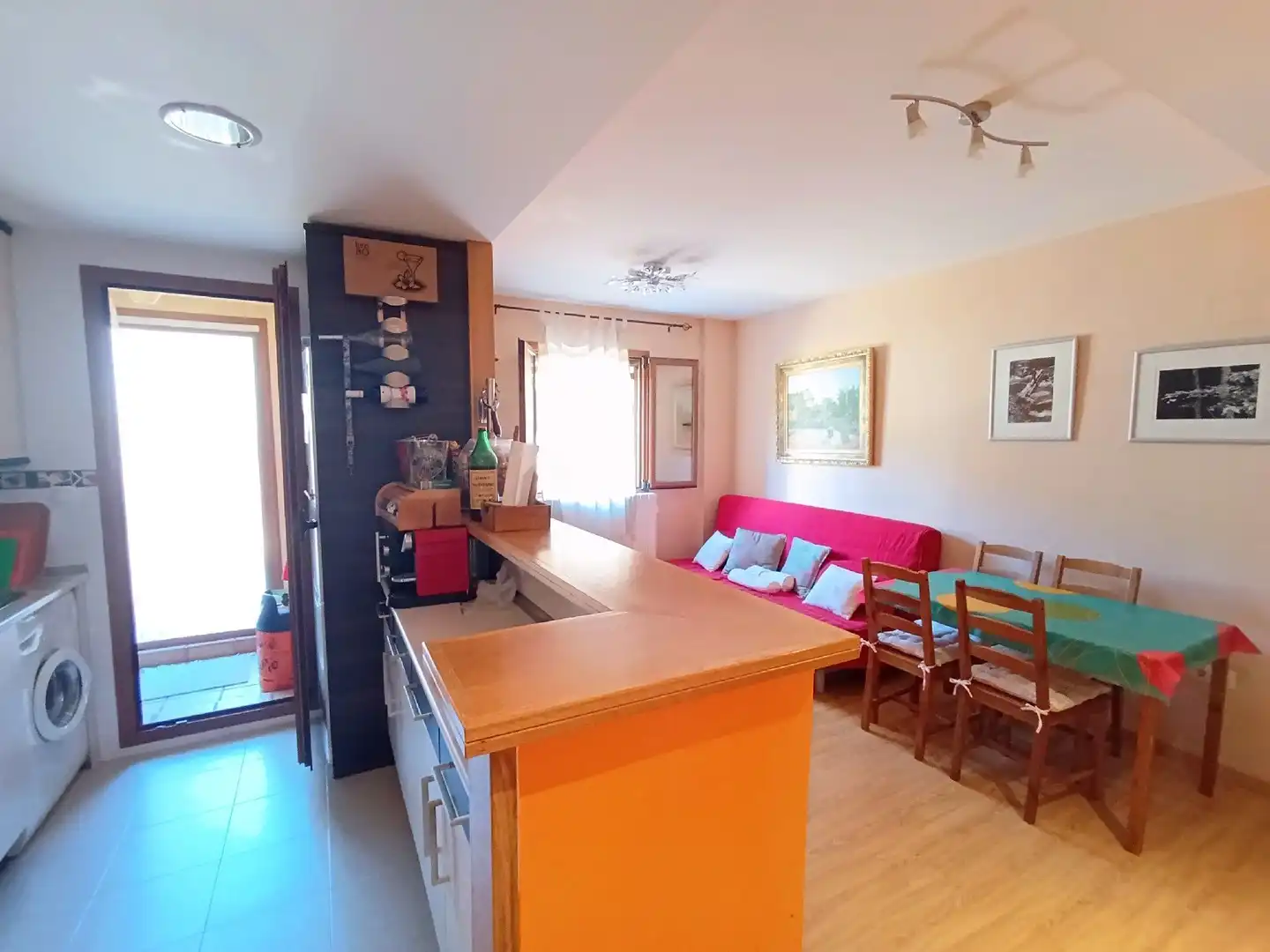 Cocina de Piso en venta en Castejón de Sos con Calefacción, Terraza y Trastero