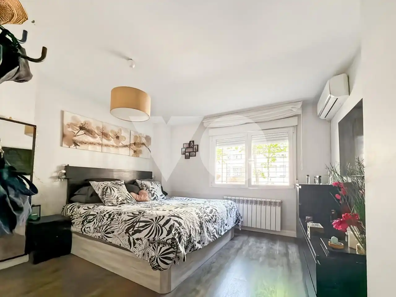 Bedroom of Flat for sale in San Sebastián de los Reyes  with Air Conditioner, Heating and Terrace