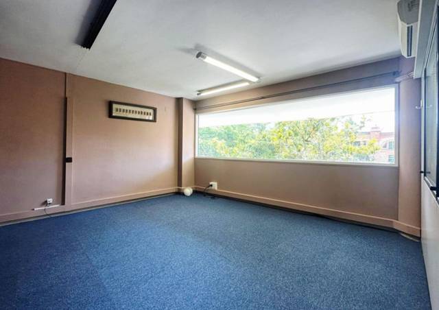 Oficina en Venta en De Jacquard en Cementiri Vell