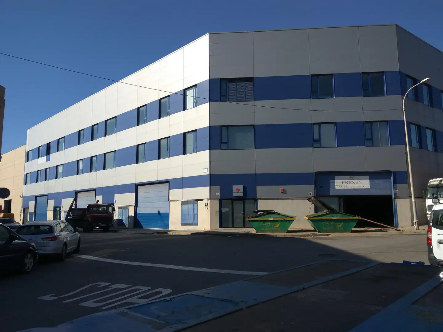Vista exterior de Garatge en venda en Sant Boi de Llobregat