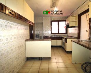 Kitchen of Flat for sale in Oviedo   with Heating