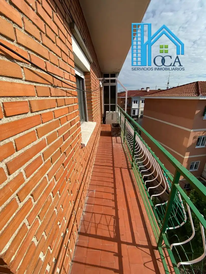 Flat for sale in Calle Mercedes Domingo, Opañel