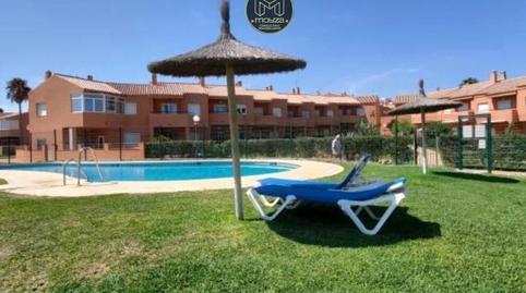 Foto 3 de Casa adosada de lloguer a Manilva Pueblo, Manilva