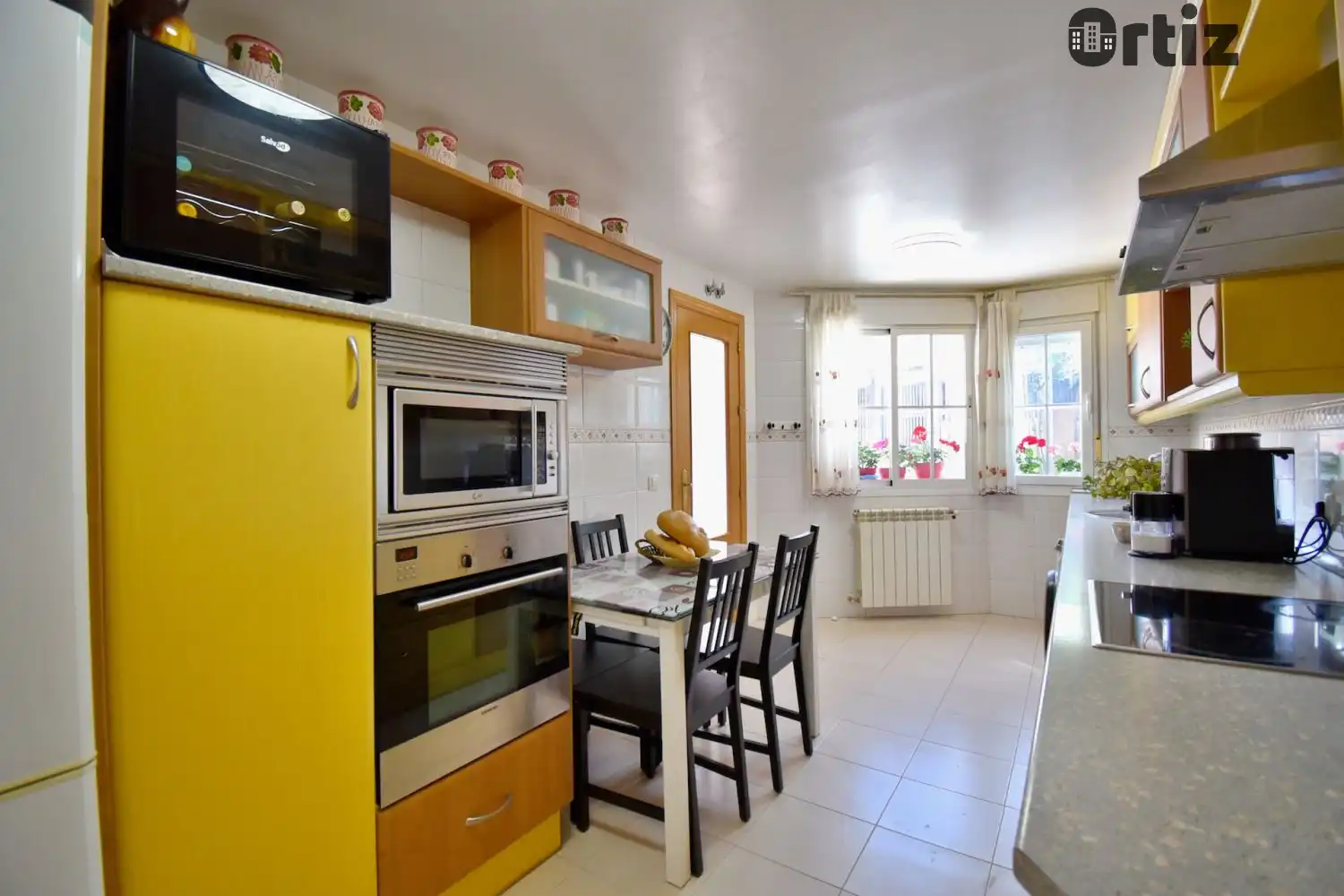 Cocina de Casa o chalet en venta en Loeches con Aire acondicionado, Calefacción y Terraza