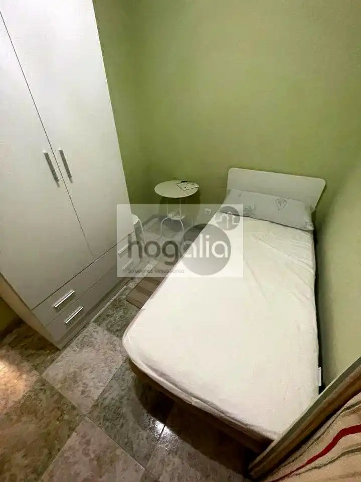 Wohnung zur Miete in Juan XXIII - Rochelambert