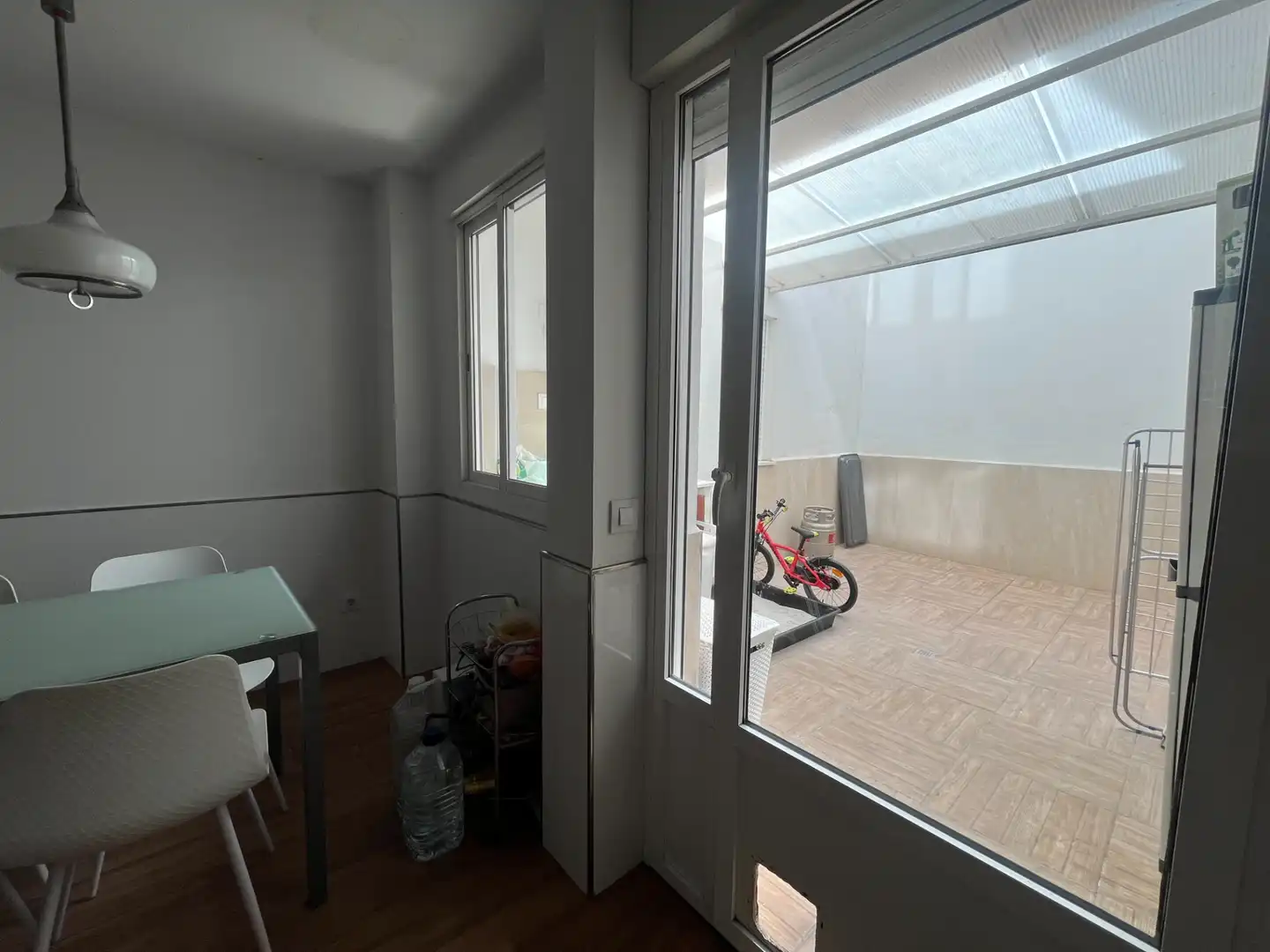 Piso en venta en Sagunto / Sagunt con Parquet, Amueblado y Horno