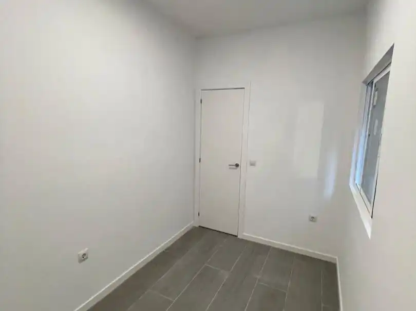Commercial properties for rent in Esplugues de Llobregat  with Parquet flooring