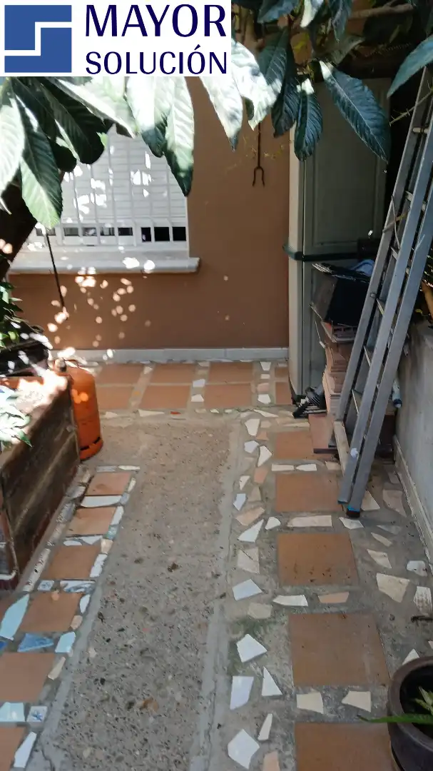 Jardín de Piso en venta en Ullà con Jardín privado, Terraza y Amueblado