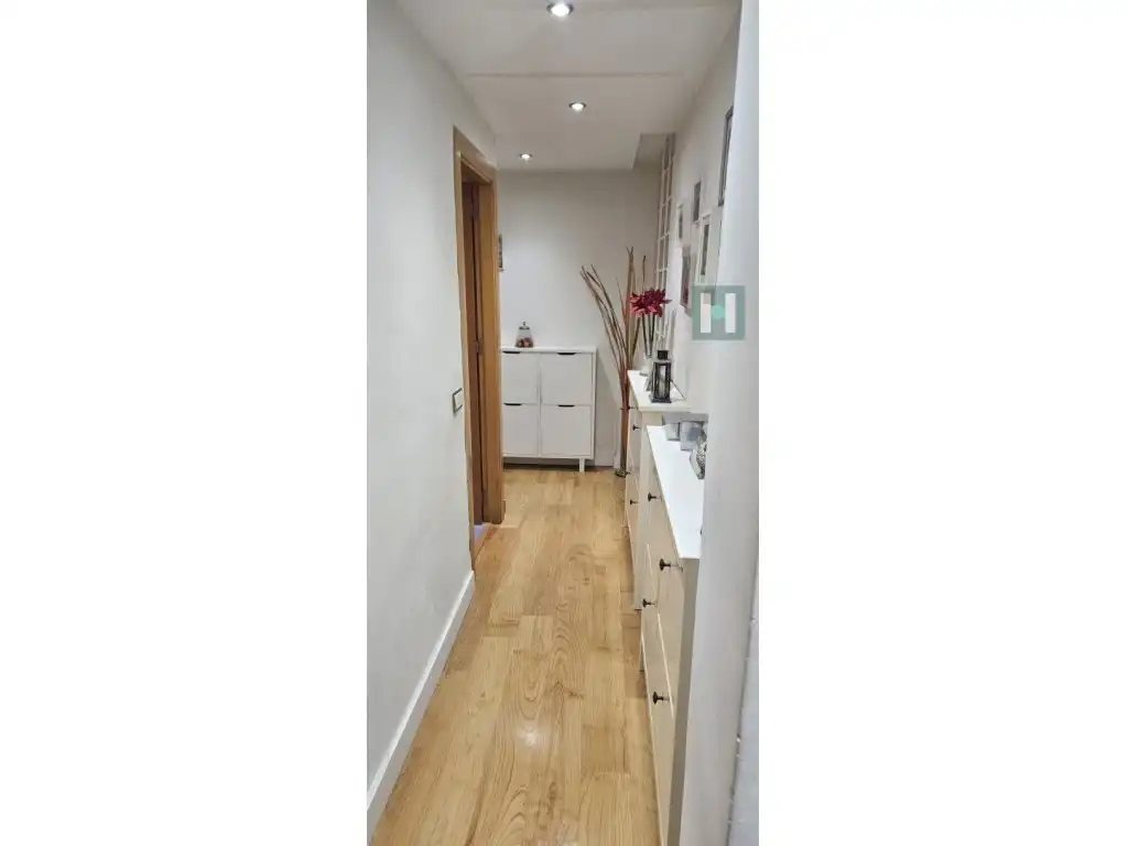 Piso en venta en Calle Ángel Bruna, Alameda