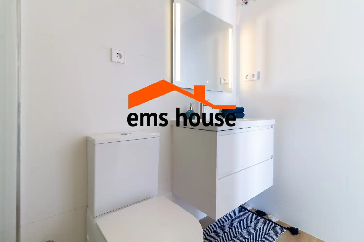 Ático de obra nueva con terraza en venta en Passeig de Josep Mundet 9, imagen 18
