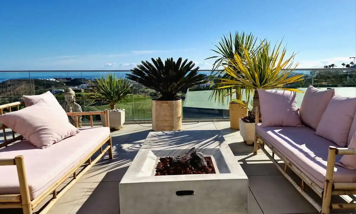 Terraza de Ático en venta en Mijas con Aire acondicionado, Piscina y Amueblado