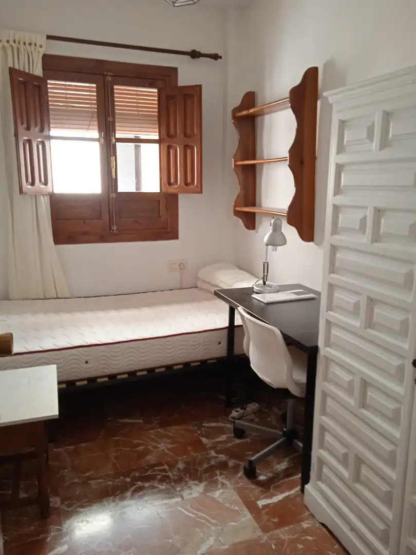 Appartamento con terrazza in affitto a Centro, imagen 15