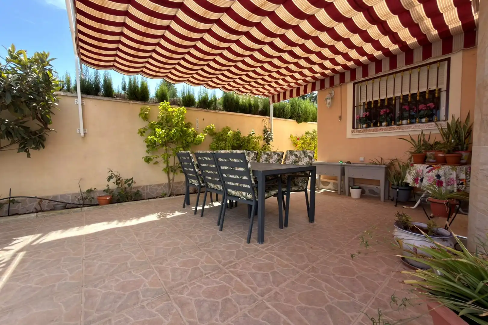 Detached house with pool for sale in Calle Wagner, imagen 3