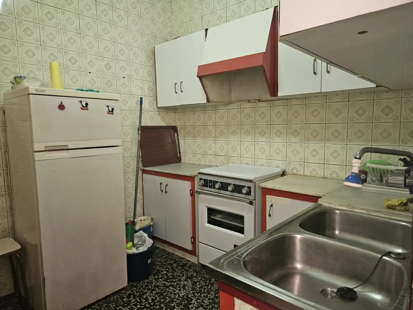 Cocina de Piso en venta en Castellón de la Plana / Castelló de la Plana con Trastero, Amueblado y Horno