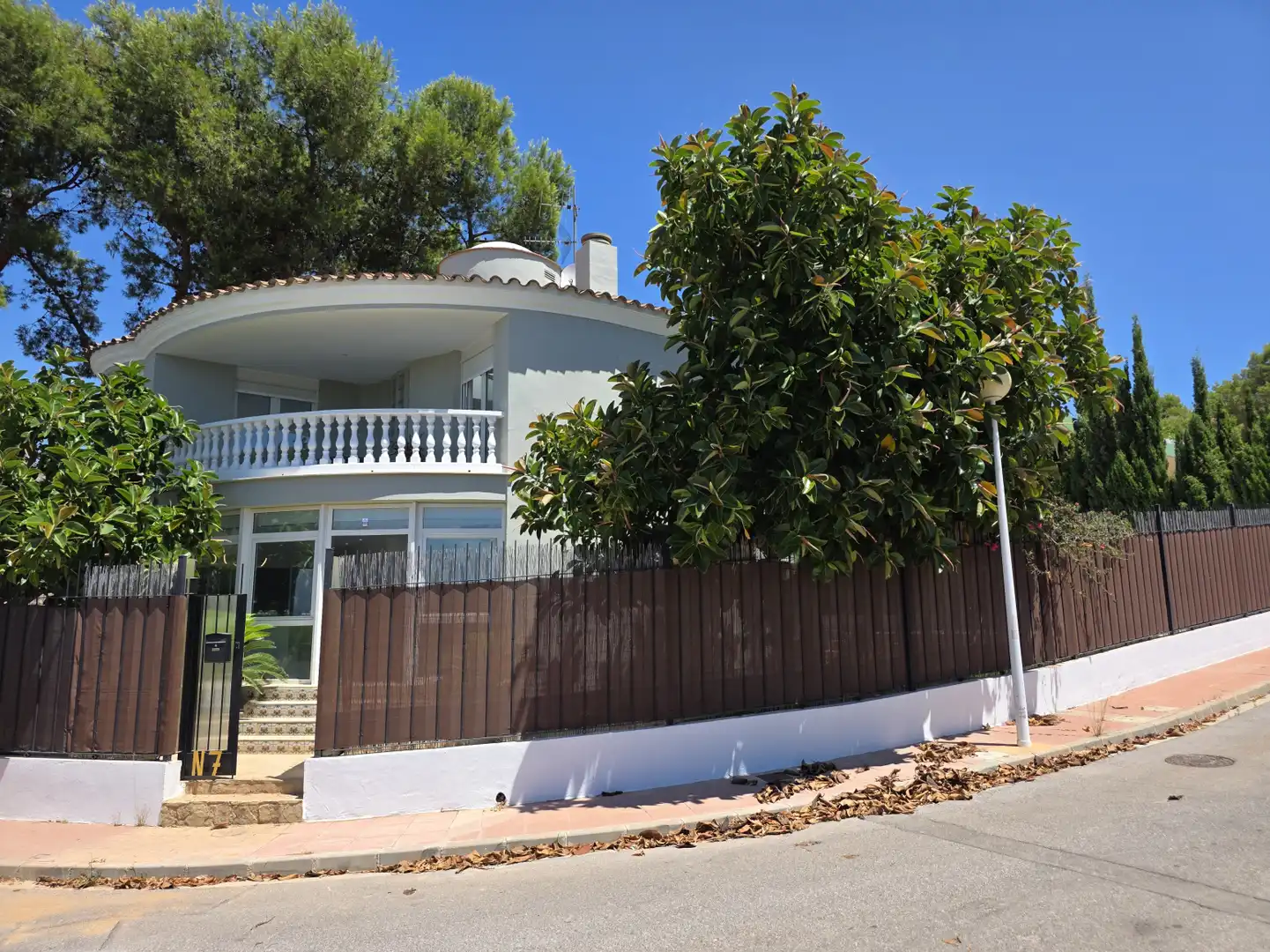 Vista exterior de Casa o xalet en venda en Oropesa del Mar / Orpesa amb Aire condicionat, Calefacció i Jardí privat