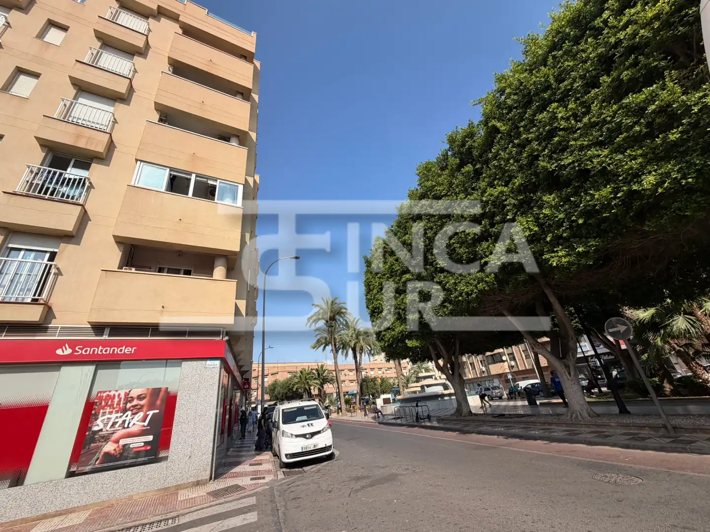 Vista exterior de Apartamento en venta en Roquetas de Mar con Amueblado, Horno y Lavadora