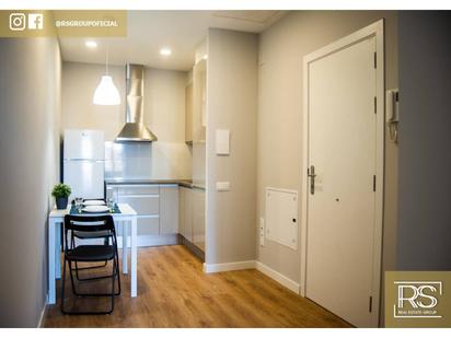 Kitchen of Study to rent in  Barcelona Capital  with Air Conditioner and Balcony