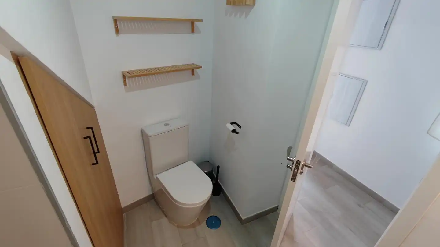 Bathroom of Houses for rent in Granada  with Air Conditioner, Heating and Terrace