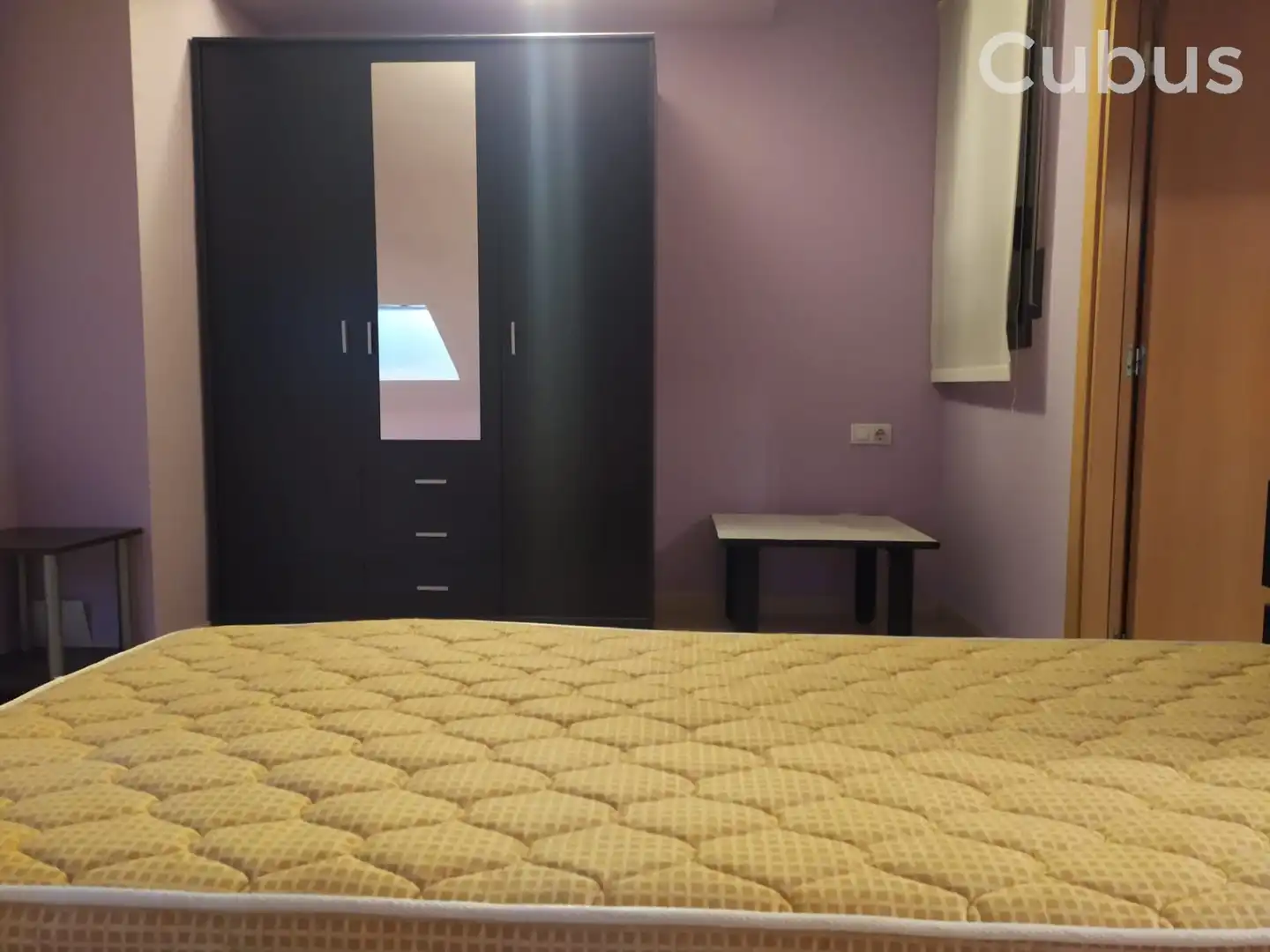 Habitación de Dúplex en venta en Olot con Calefacción y Balcón