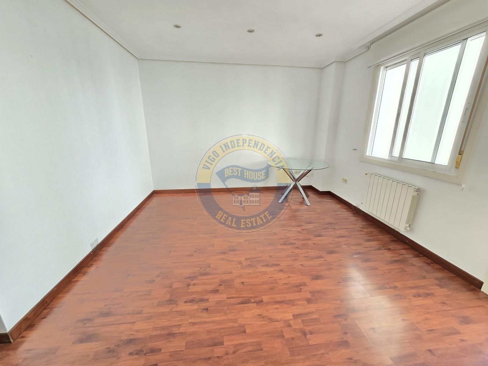 Apartament de lloguer en Vigo  amb Calefacció i Balcó