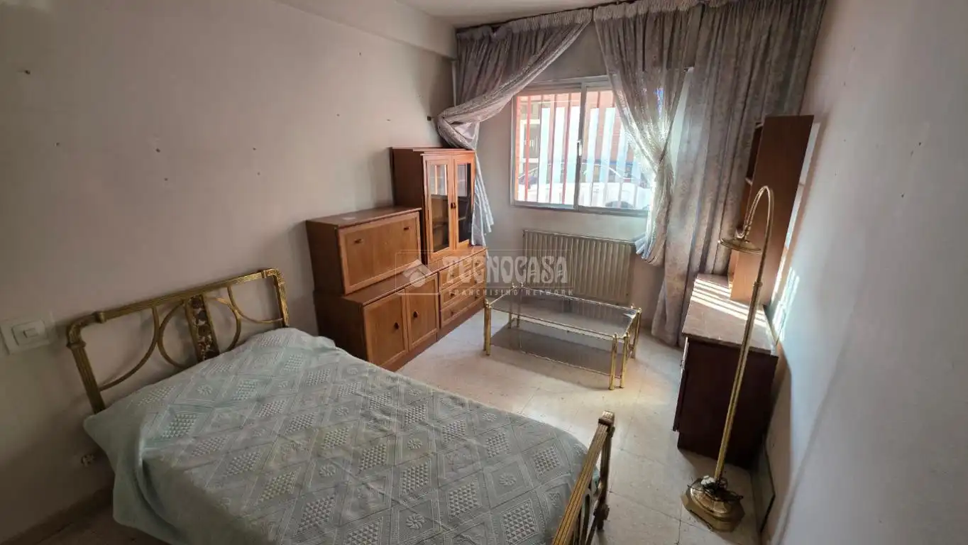 Habitación de Piso en venta en Madrid con Calefacción y Terraza
