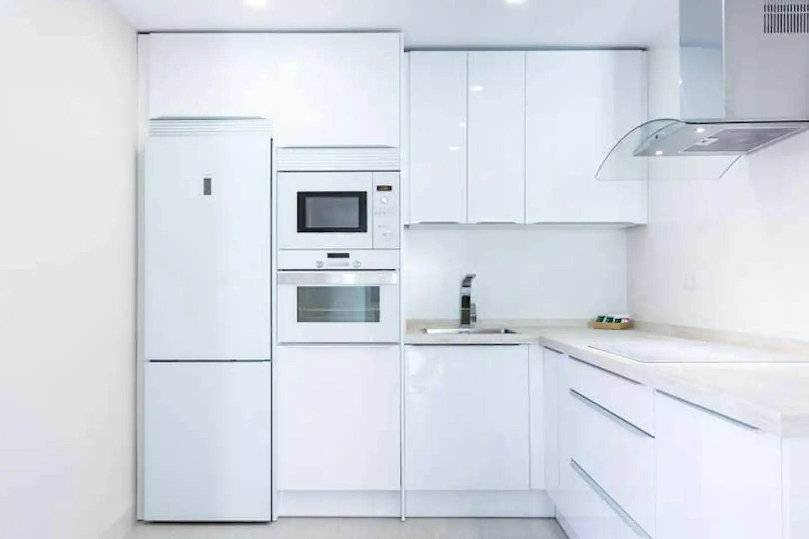 Kitchen of Flat for rent in Sevilla  with Air Conditioner, Heating and Furnished