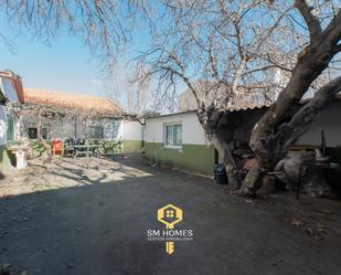 Exterior view of House or chalet for sale in Mejorada del Campo  with Heating, Terrace and Storage room