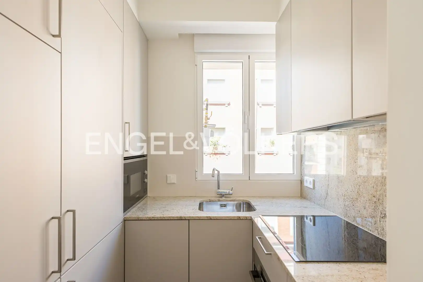 Küche von Wohnung zur Miete in Madrid mit Klimaanlage, Heizung und Terrasse