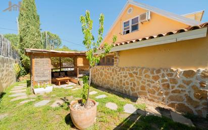 Jardí de Casa o xalet en venda en Guadarrama amb Piscina