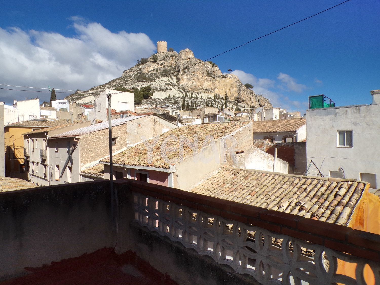 Vista exterior de Casa o xalet en venda en Castalla amb Terrassa