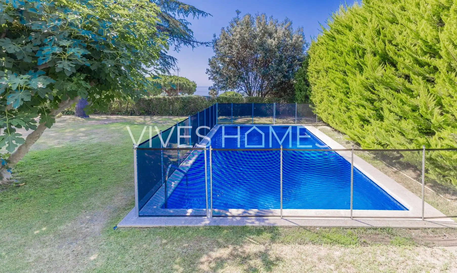 Piscina de Casa o xalet en venda en Sant Vicenç de Montalt amb Aire condicionat, Calefacció i Jardí privat