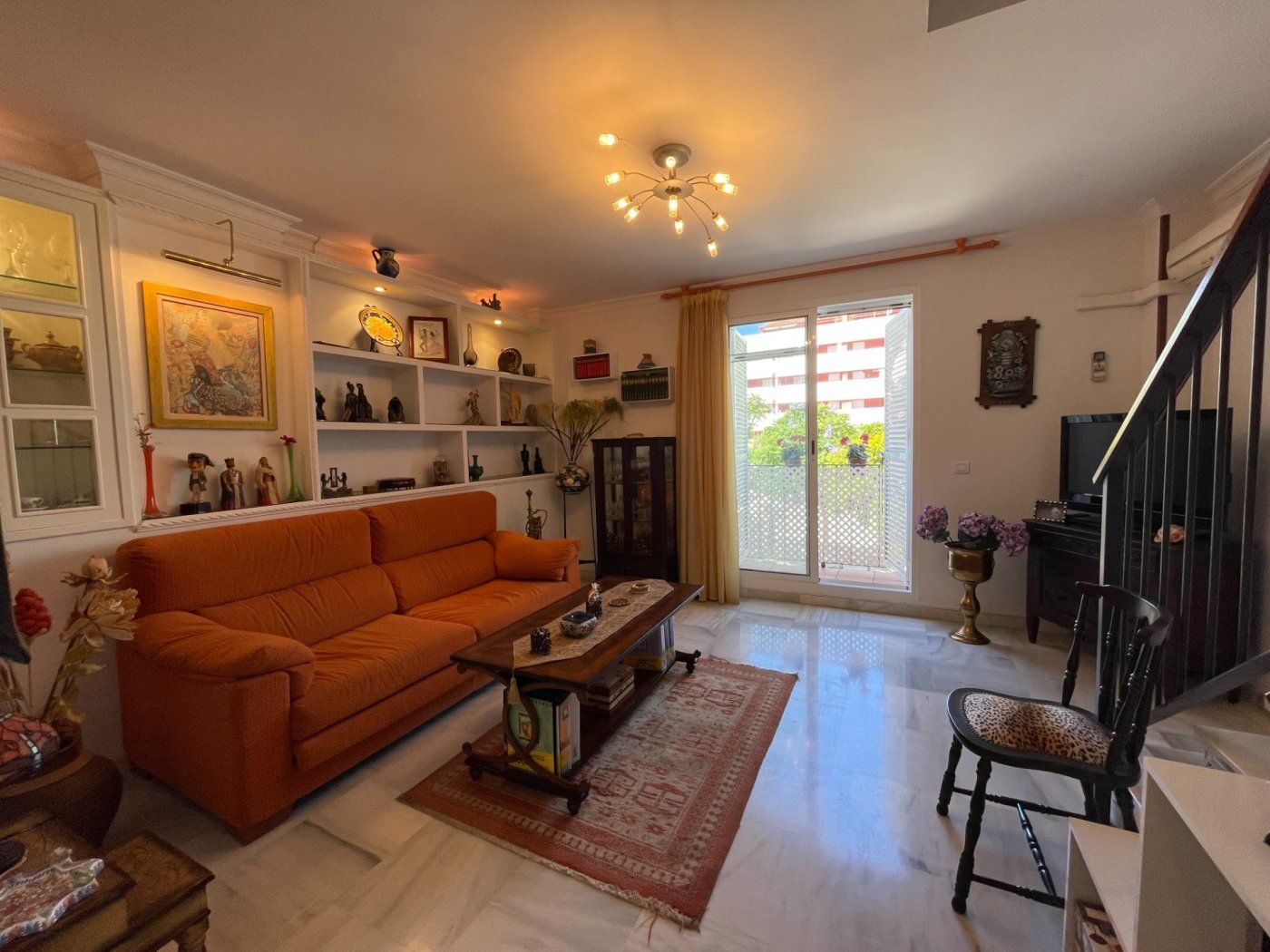 Single-family semi-detached for sale in Centro - Calzada - Cabo Noval
