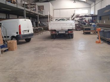 Nau industrial en venda a Beniparrell