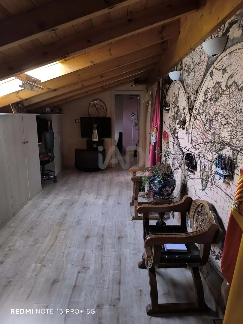 Casa o xalet en venda en Santas Martas amb Calefacció i Terrassa