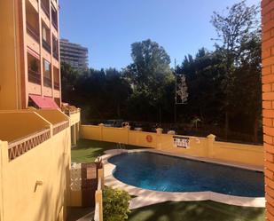 Piscina de Apartament de lloguer en Fuengirola amb Aire condicionat, Terrassa i Piscina comunitària