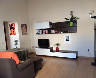 Sala d'estar de Pis en venda en Úbeda amb Aire condicionat, Calefacció i Moblat