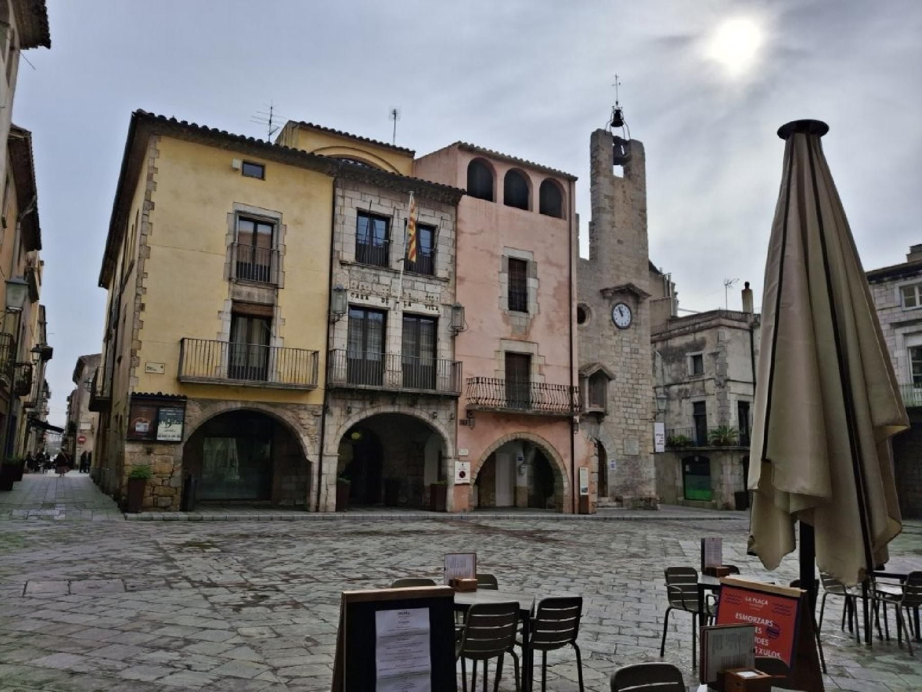 Vista exterior de Pis en venda en Torroella de Montgrí