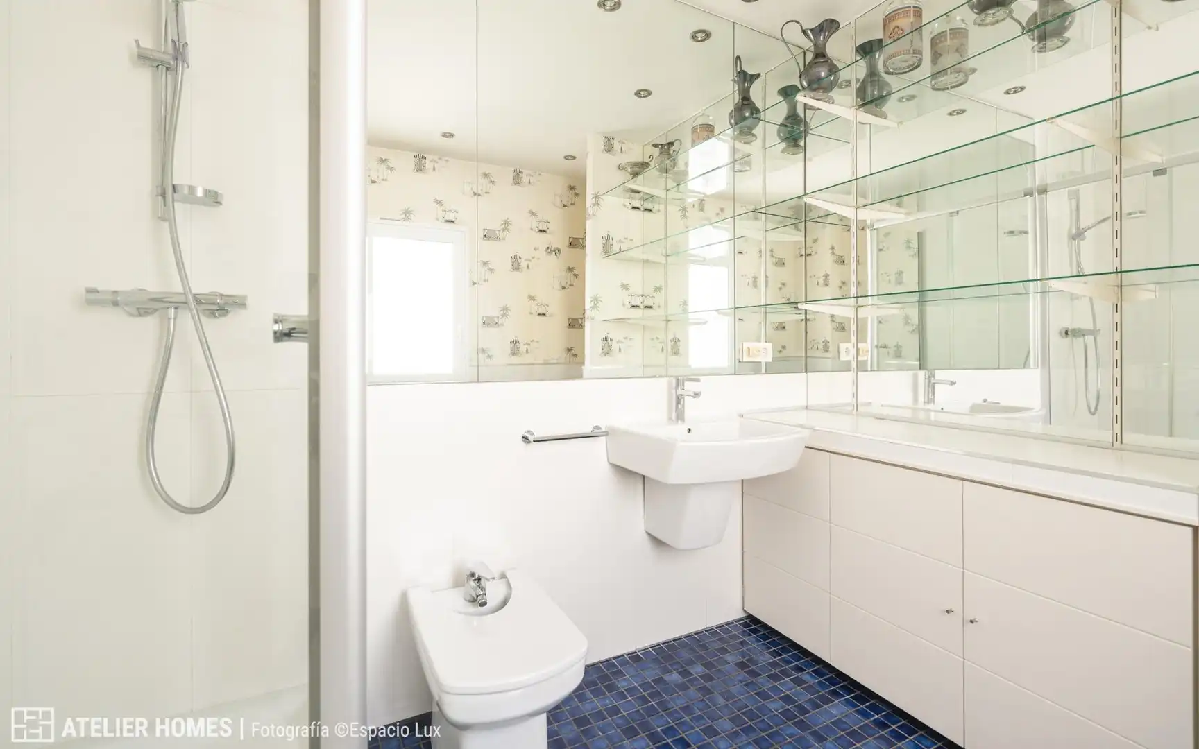 Bathroom of Attic for sale in Zaragoza  with Air Conditioner, Heating and Parquet flooring
