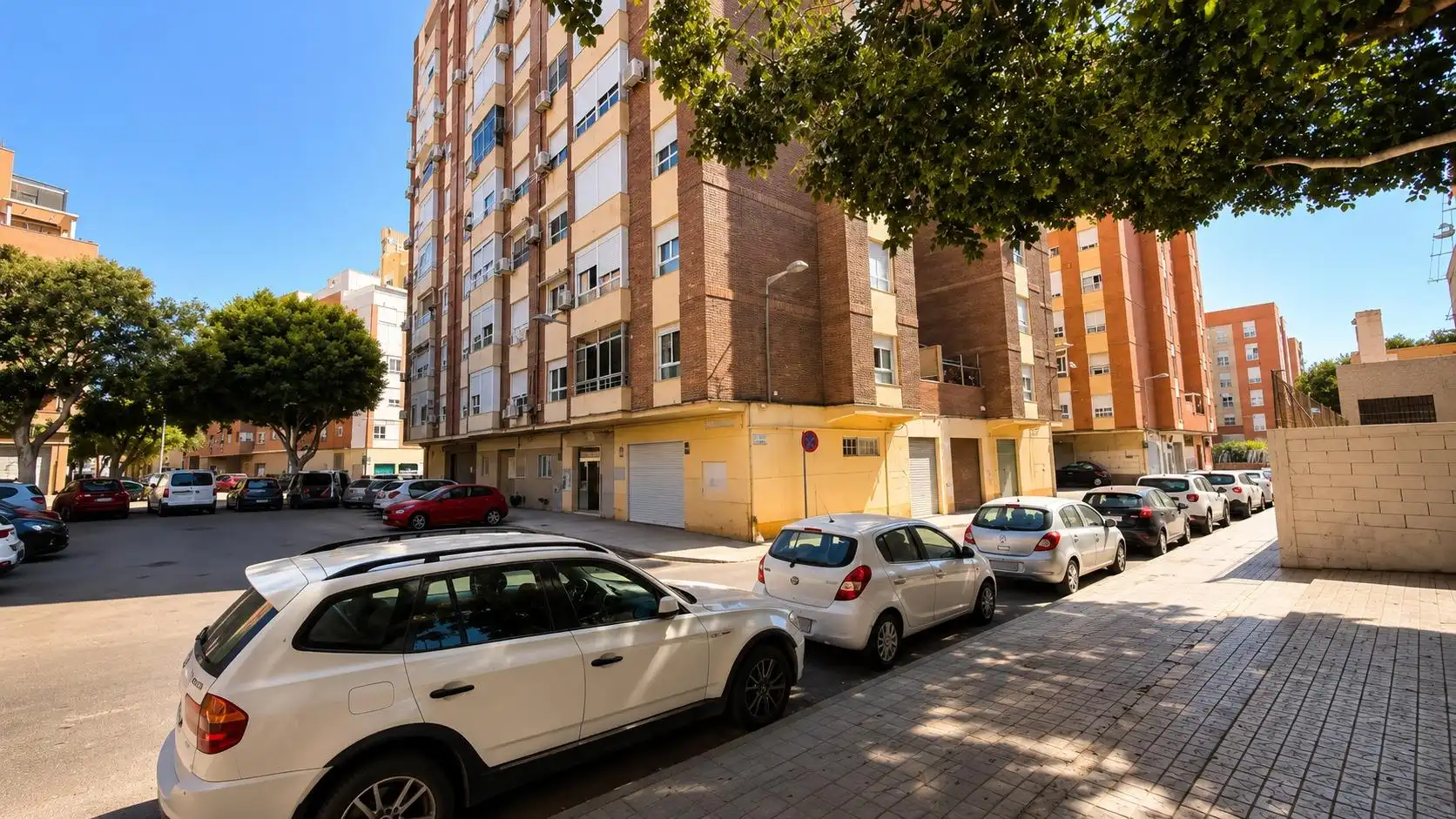Vista exterior de Piso en venta en Almería con Aire acondicionado y Balcón